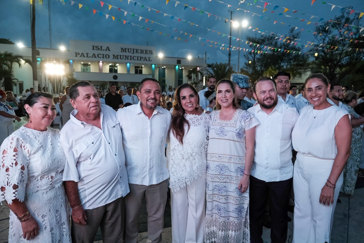 Isla Mujeres celebra 176 años con obras y bienestar