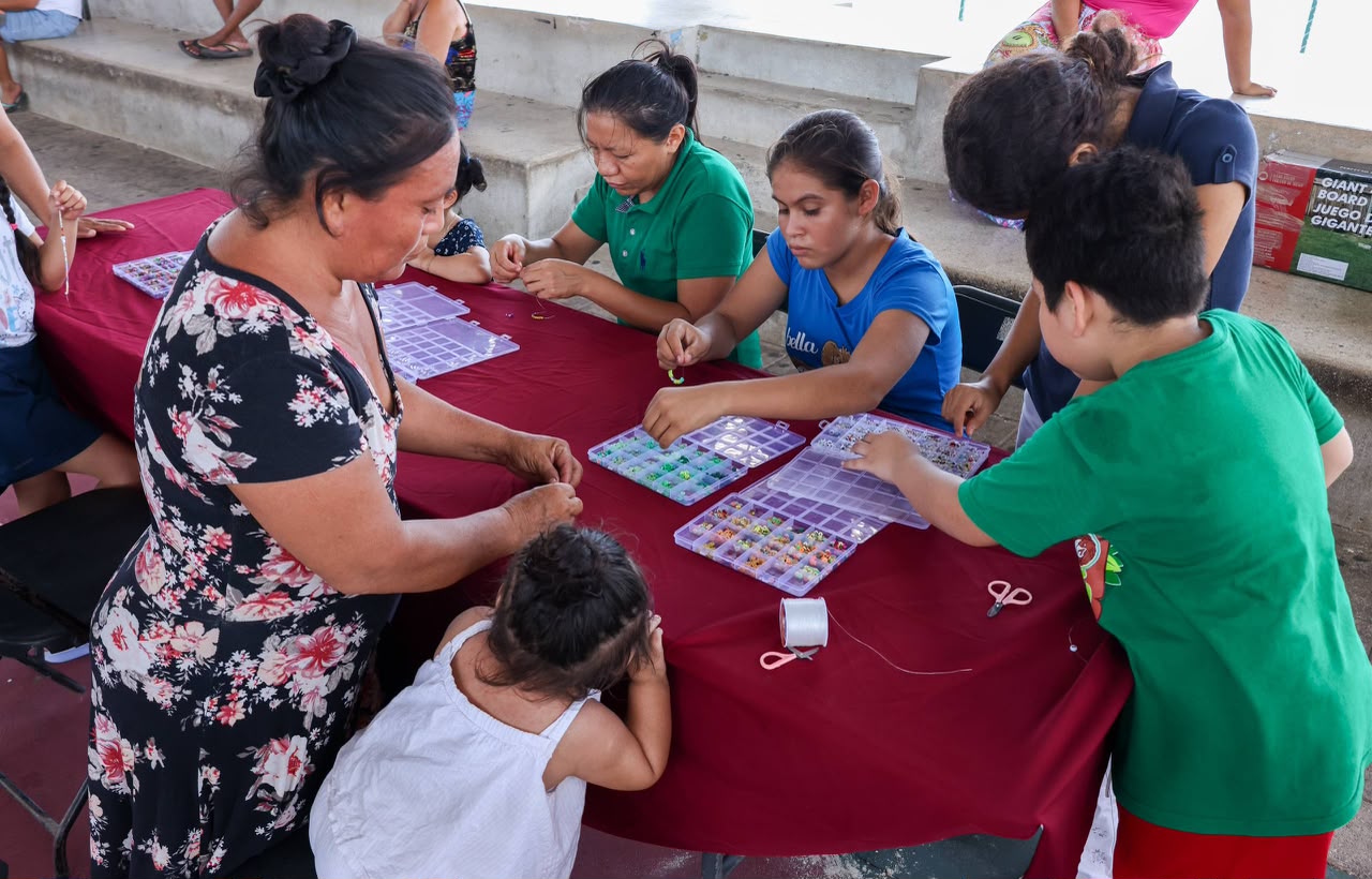 Brigada Sinergia por la Paz beneficia a SM 227