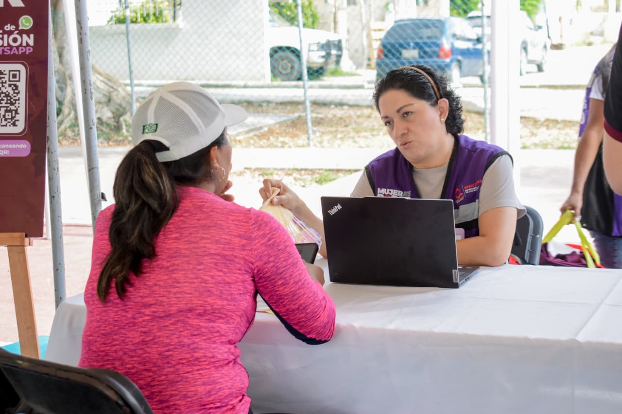 Feria de Paz acerca servicios a familias en SM 260