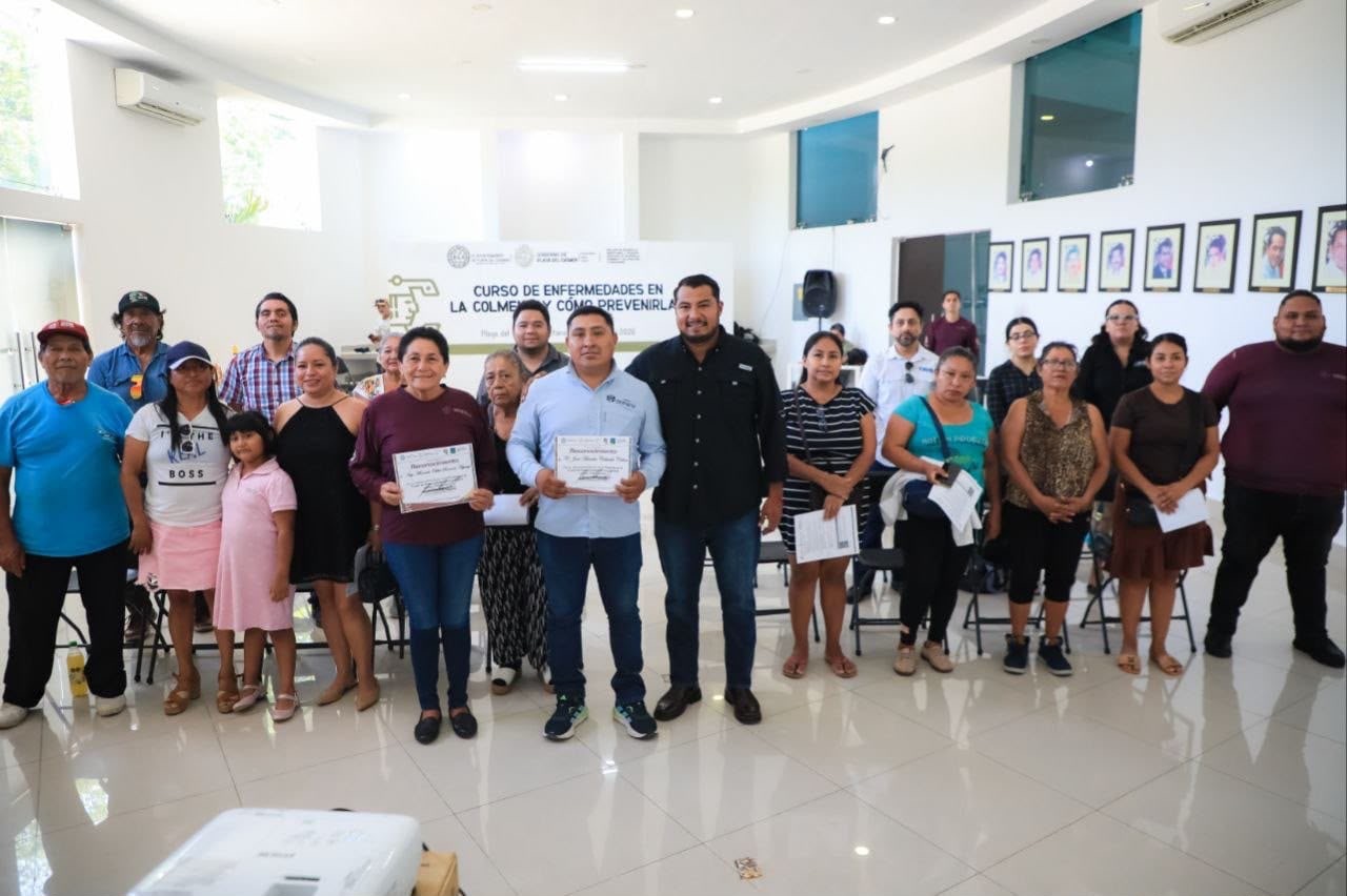 Playa del Carmen capacita a apicultores para prevenir enfermedades