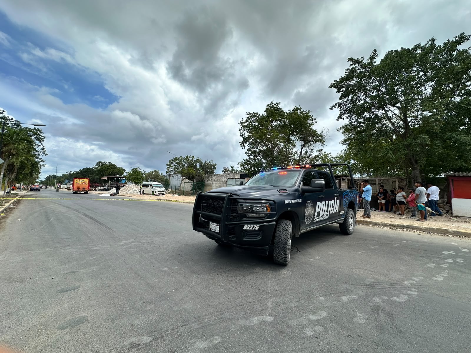 Motociclista muere aplastada por camión en Playa del Carmen