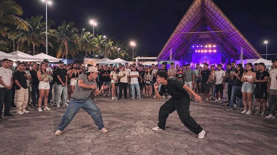 Llega a Cancún la batalla por farmear aura