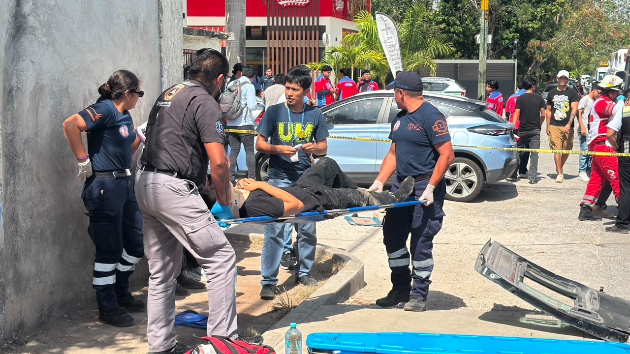 Choque en avenida Nichupté deja 17 heridos en Cancún