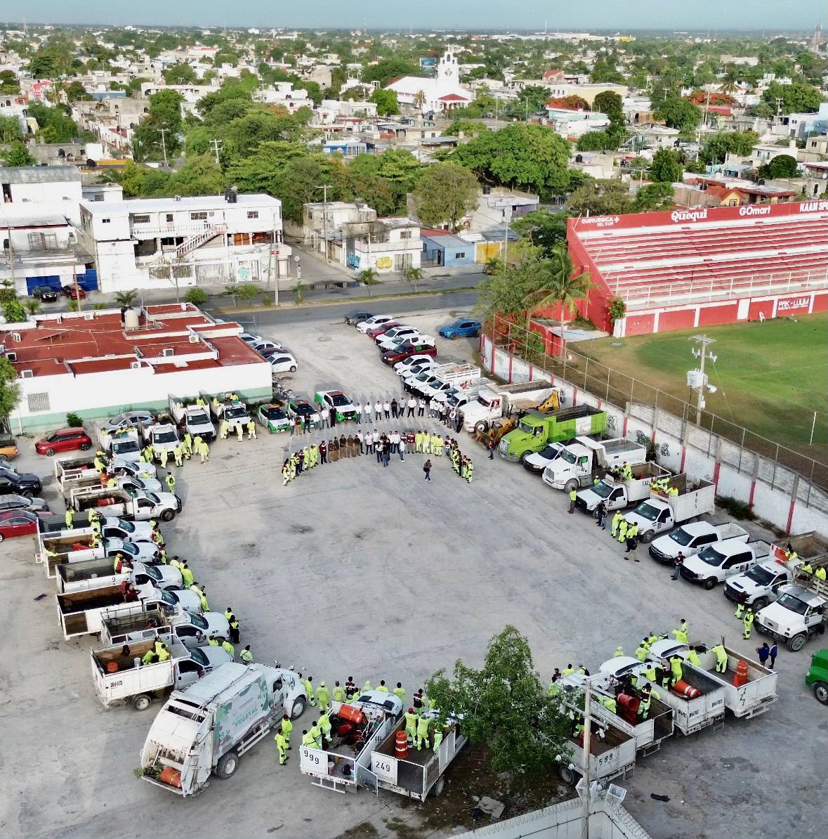 Cancún recolecta 1,626 toneladas en mega jornada de limpieza