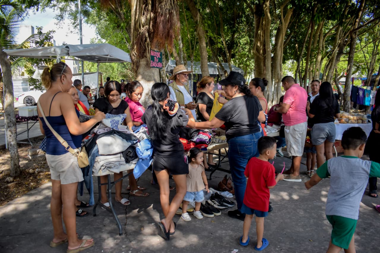 Feria de Paz acerca servicios a familias en SM 260