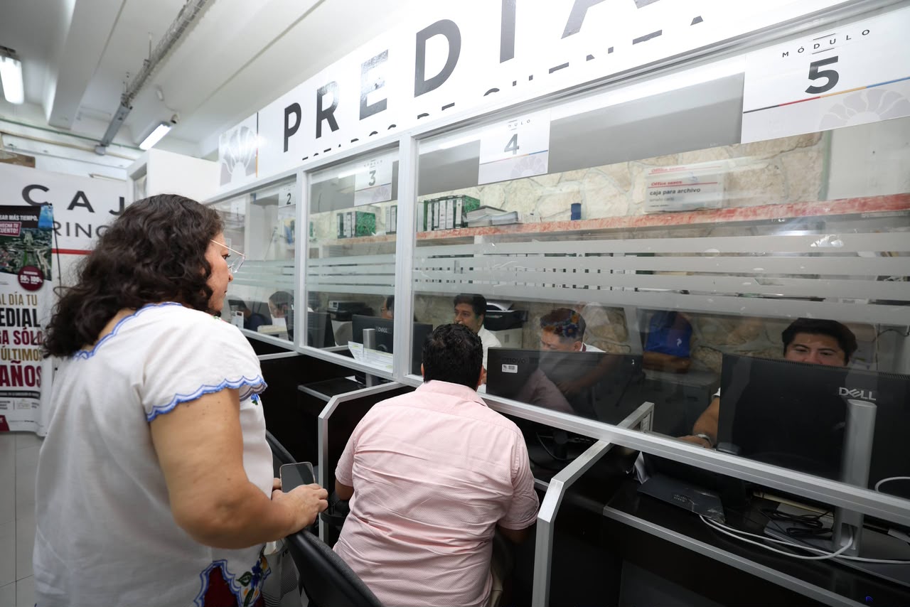 Cancún regulariza más de 16 mil predios en impuesto predial