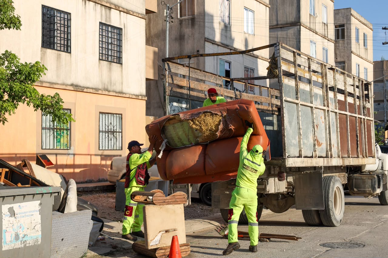 Benito Juárez mejora espacios públicos en tres supermanzanas