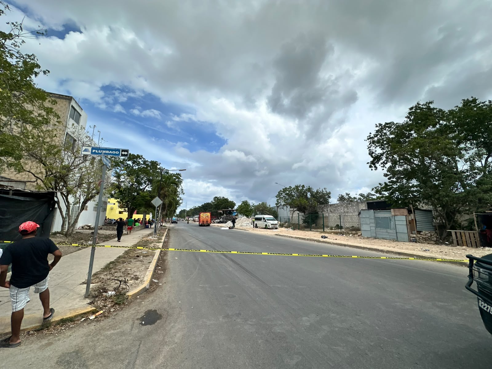 Motociclista muere aplastada por camión en Playa del Carmen