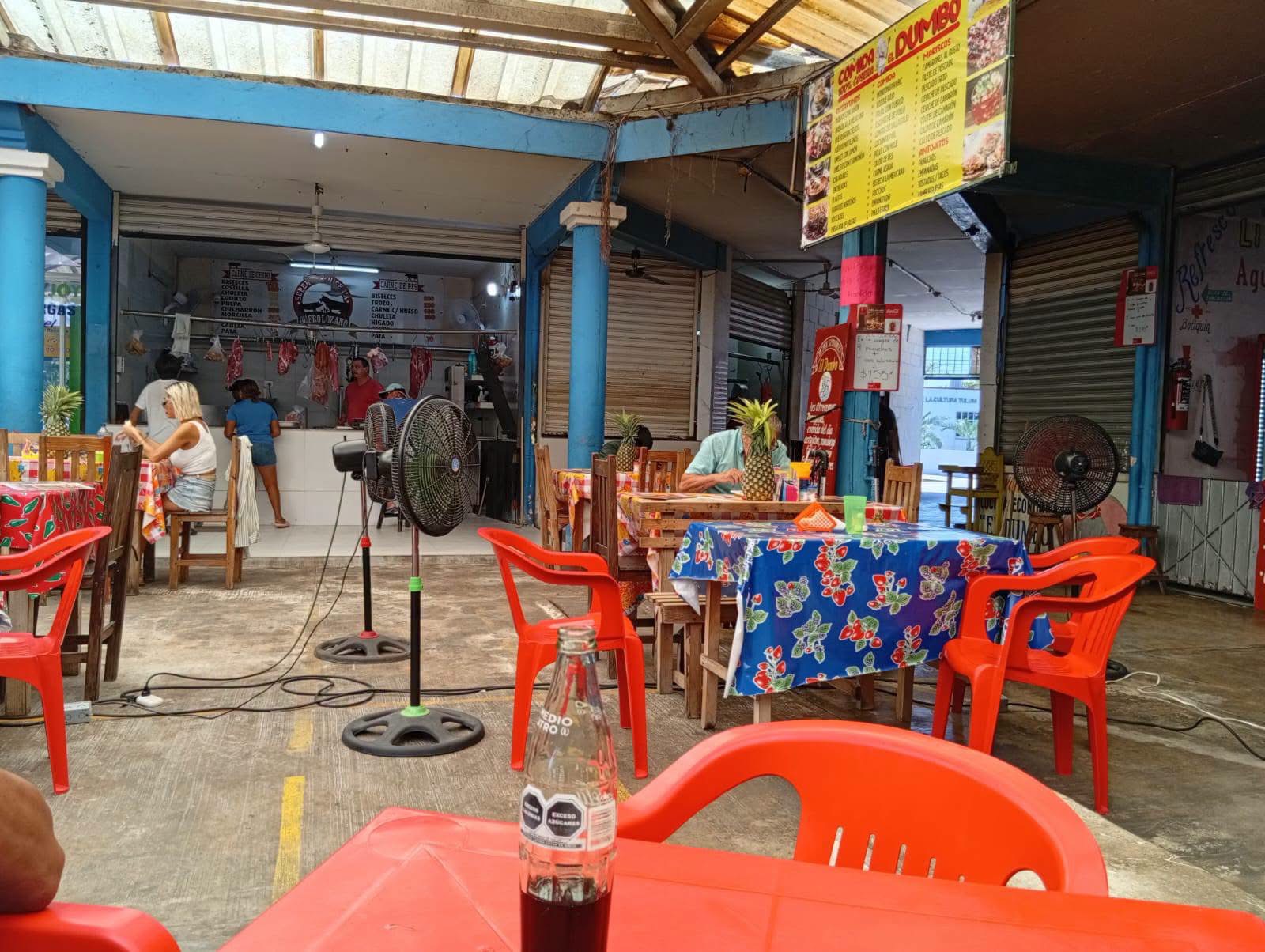 Mercadito de Tulum enfrenta crisis y precios abusivos