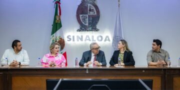 Sheinbaum critica regreso de Rocha Moya a Sinaloa