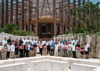 Entrega Mara Lezama reconocimientos a 19 restaurantes de Quintana Roo distinguidos por la Guía MICHELIN 2026