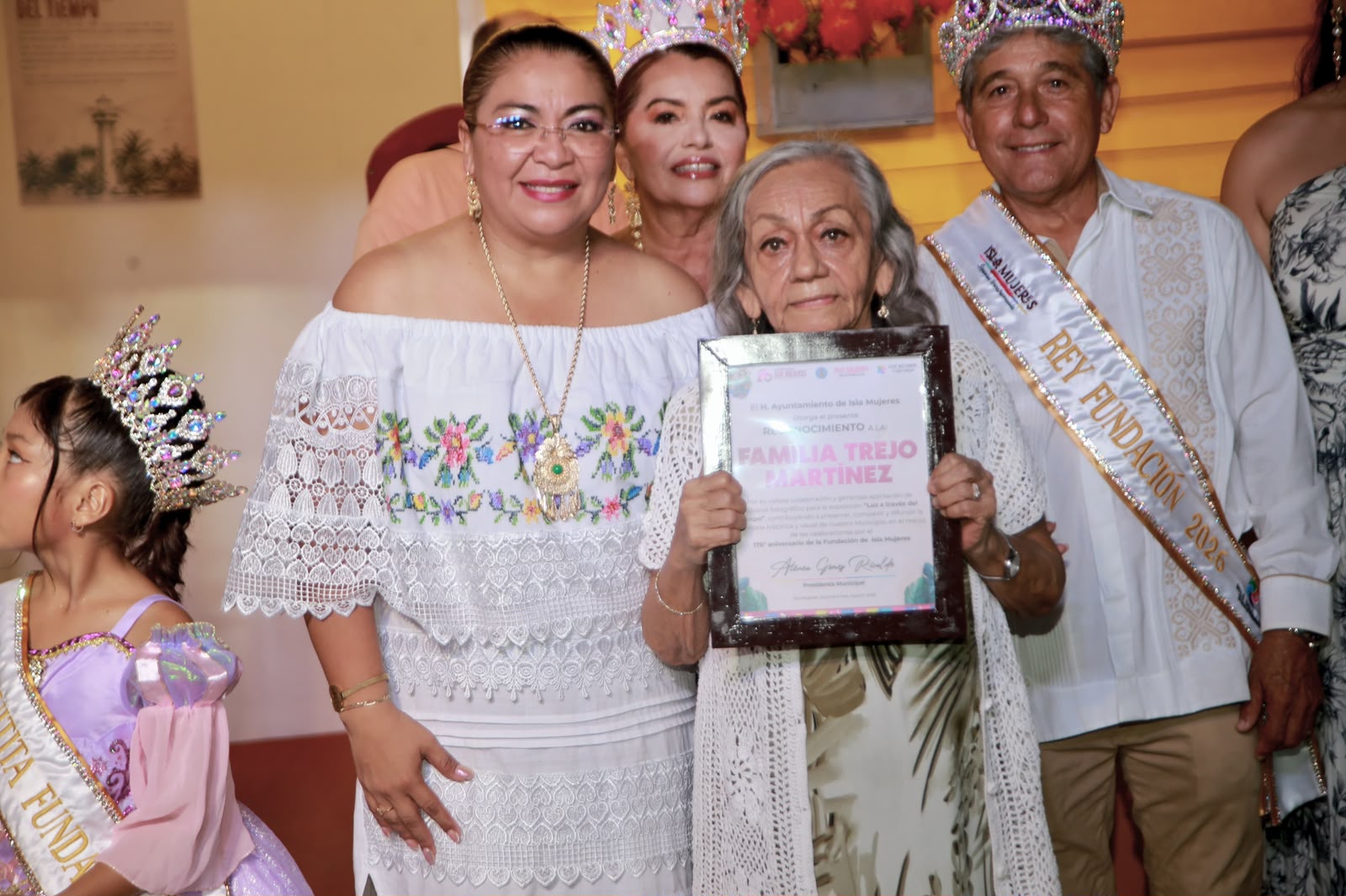 Isla Mujeres celebra historia y cultura con exposición fotográfica