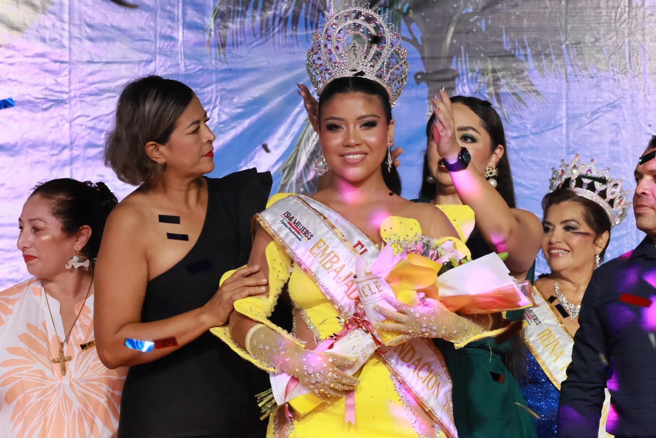Fiestas de Fundación Isla Mujeres inician con coronación 2026