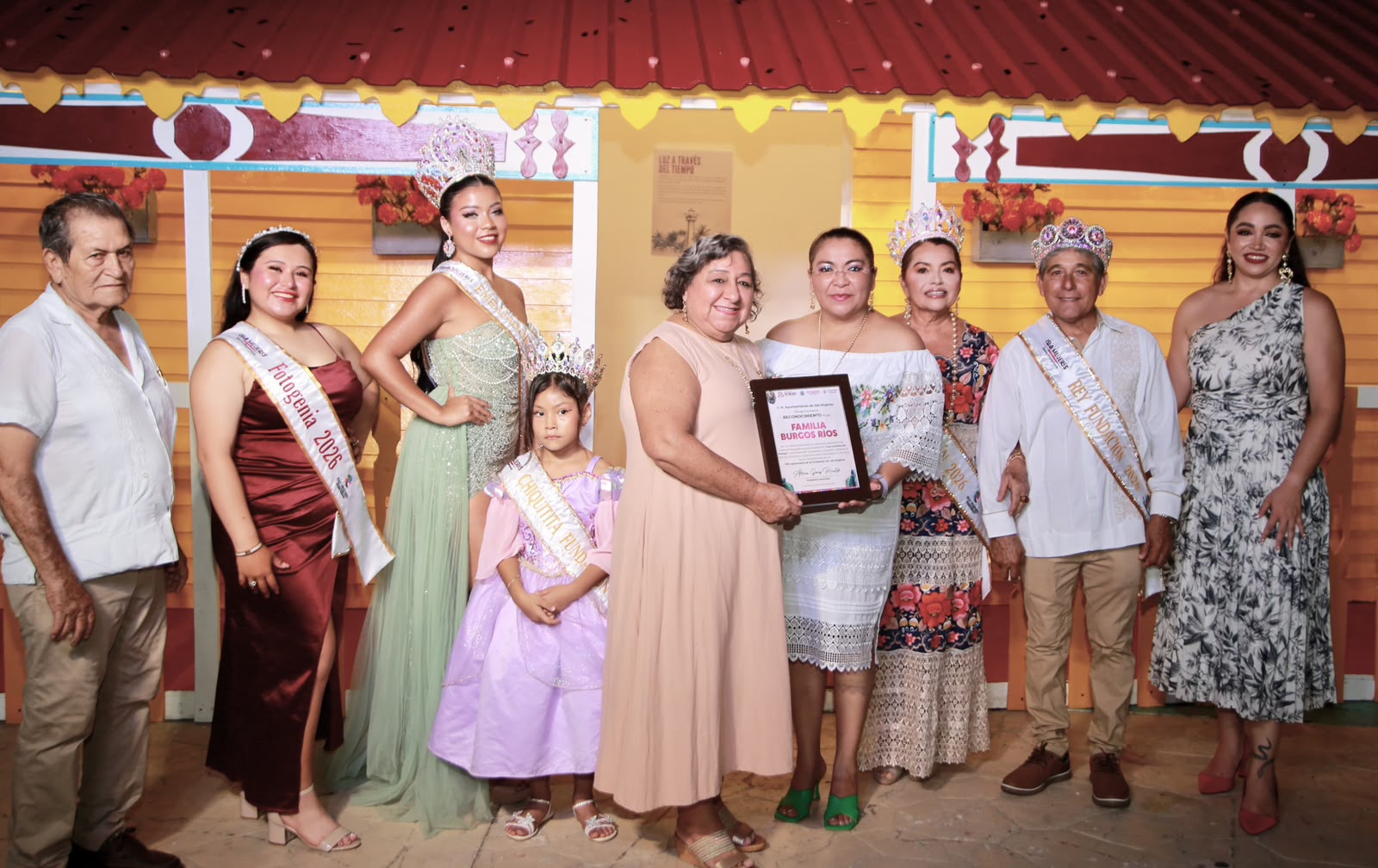 Isla Mujeres celebra historia y cultura con exposición fotográfica