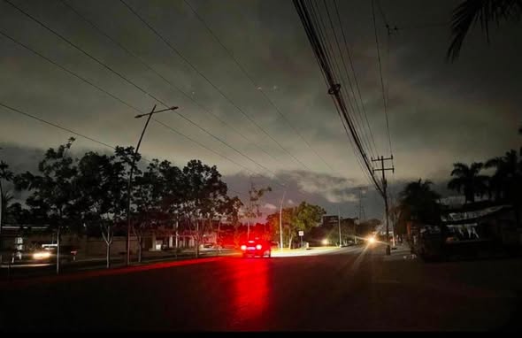 Apagón parcial afecta Yucatán, Quintana Roo y Chiapas