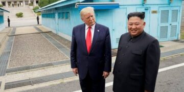 Trump ordena reducir ejercicios militares con Corea del Sur