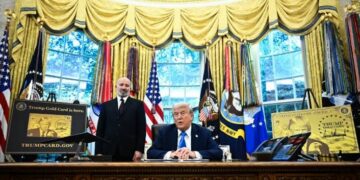 Trump avanza para revocar visas a solicitantes de asilo