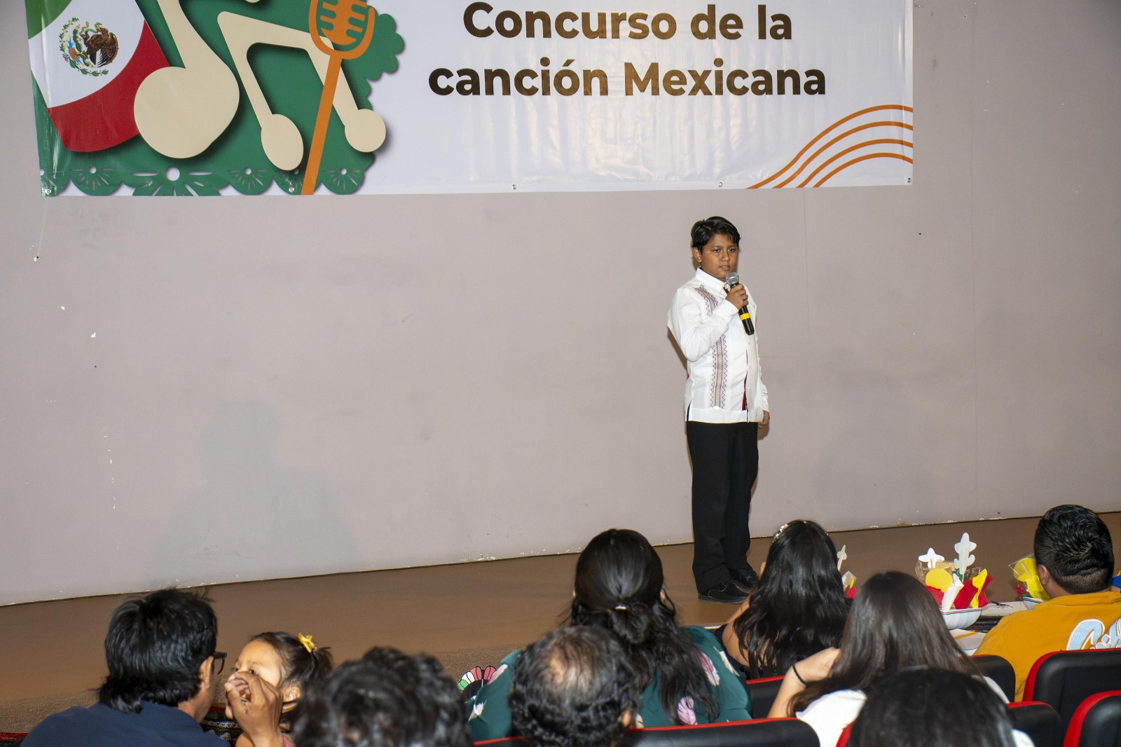 Concurso de Canción Mexicana impulsa talento juvenil en Cozumel