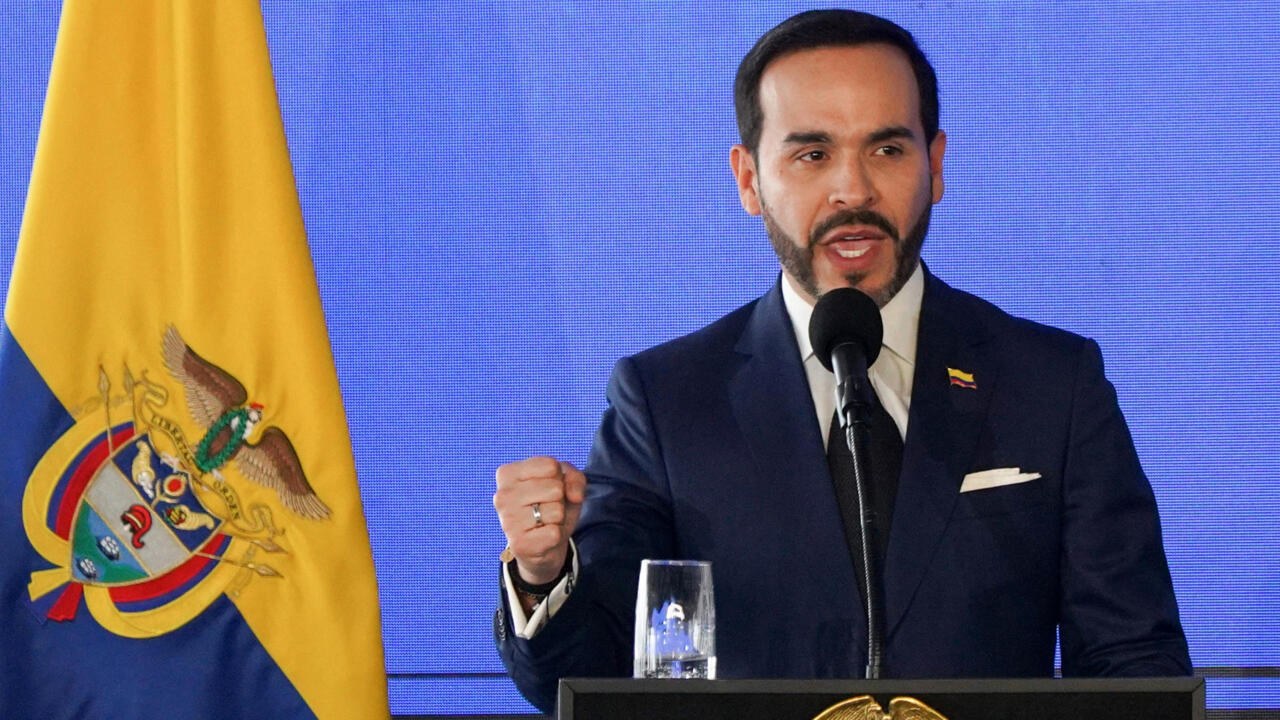 Colombia levanta suspensión general al porte de armas