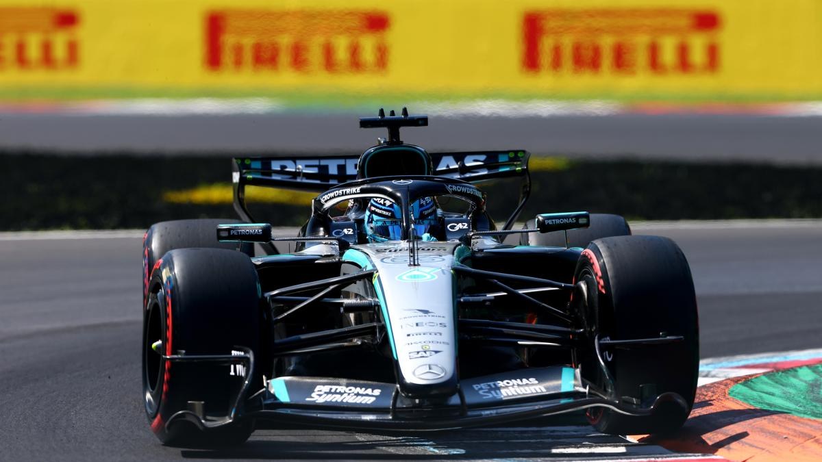 George Russell lidera práctica en Monza; Checo Pérez 20º