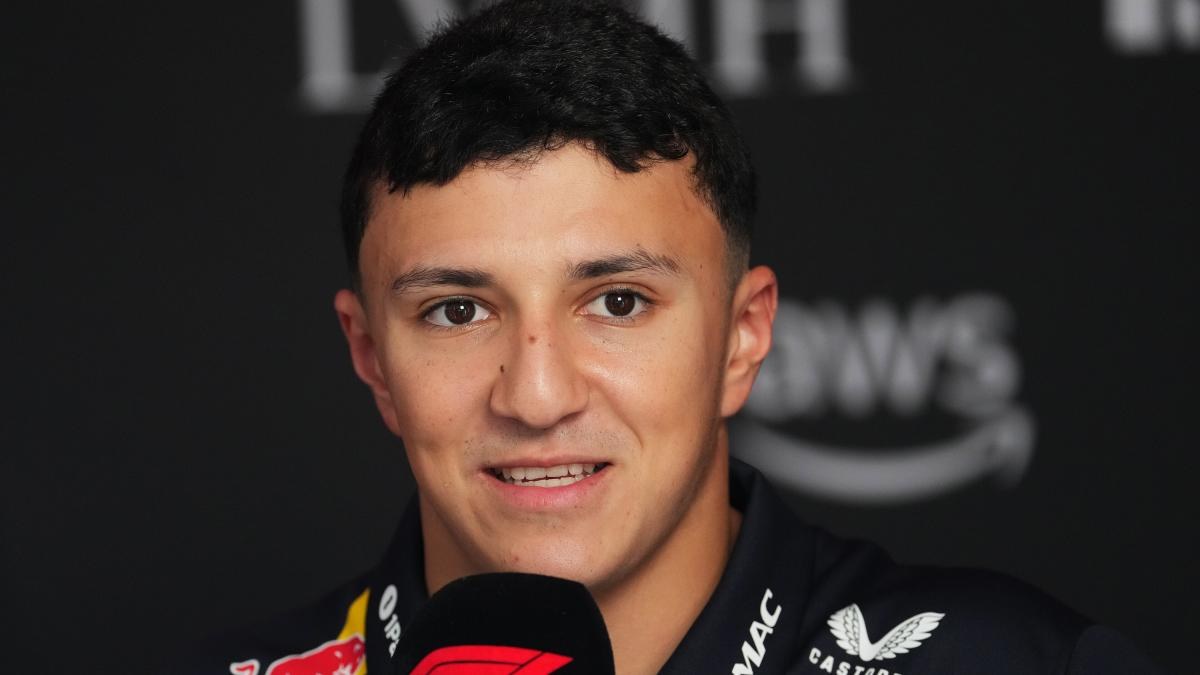 Red Bull confirma a Isack Hadjar para temporada 2027