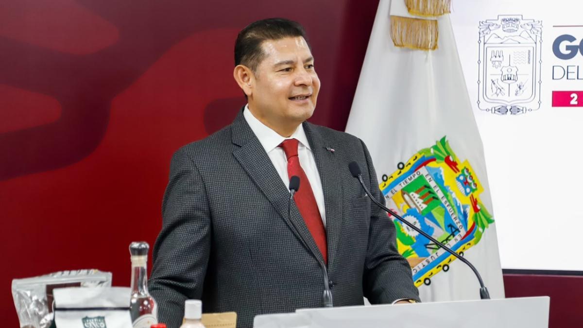 Puebla desmiente retiro de visa a gobernador Armenta