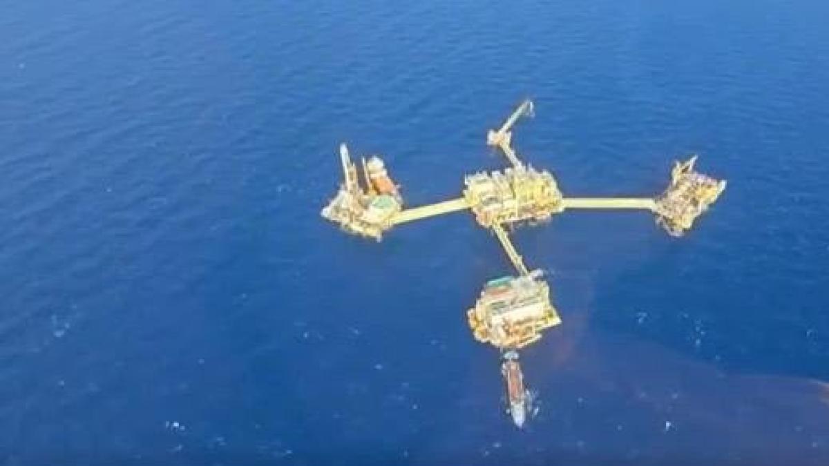 Pemex avanza en reparación del ducto submarino Ek-Balam