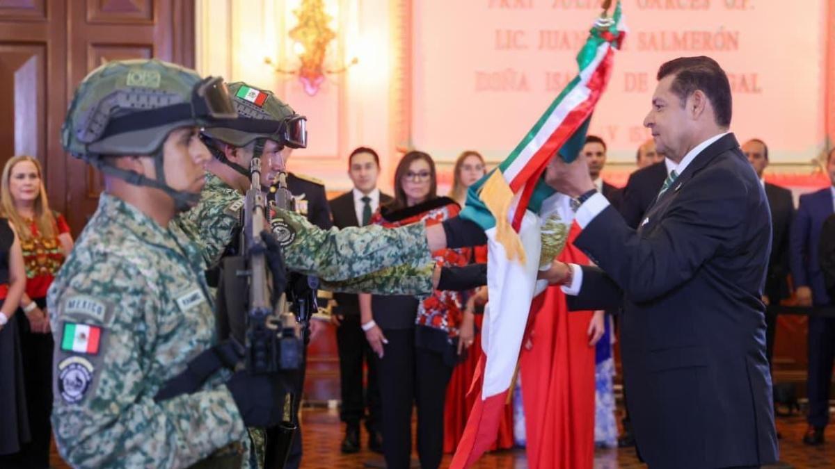 Armenta encabeza Grito de Independencia en Puebla