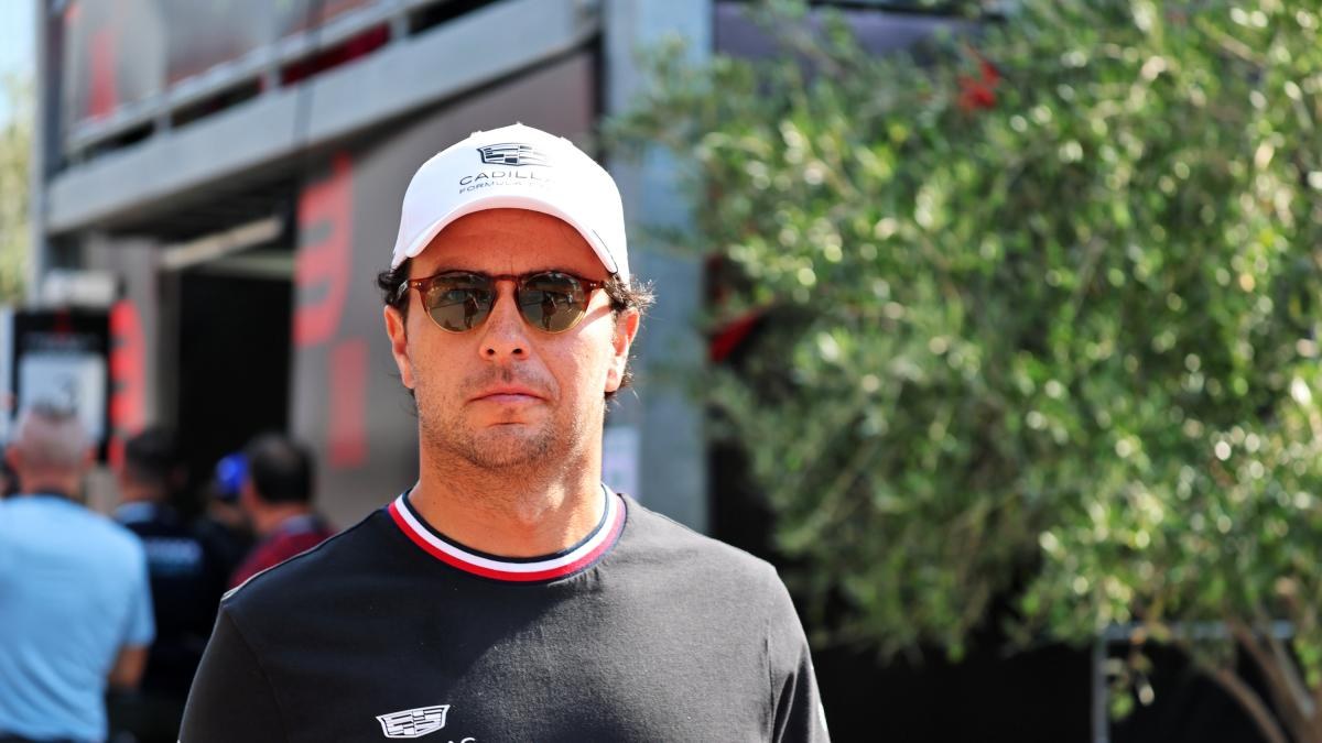 Checo Pérez sancionado tras Q1 en Bakú