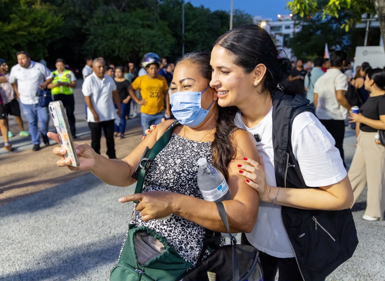 Estefanía Mercado lanza programa Parquemanía en Playa del Carmen