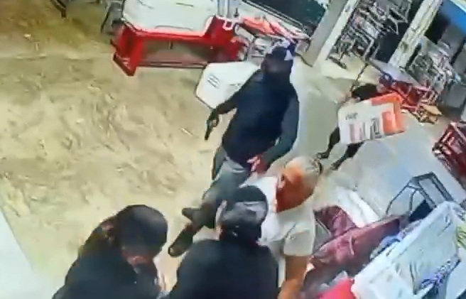 Asaltan tortillería en Cancún y roban dinero y objetos