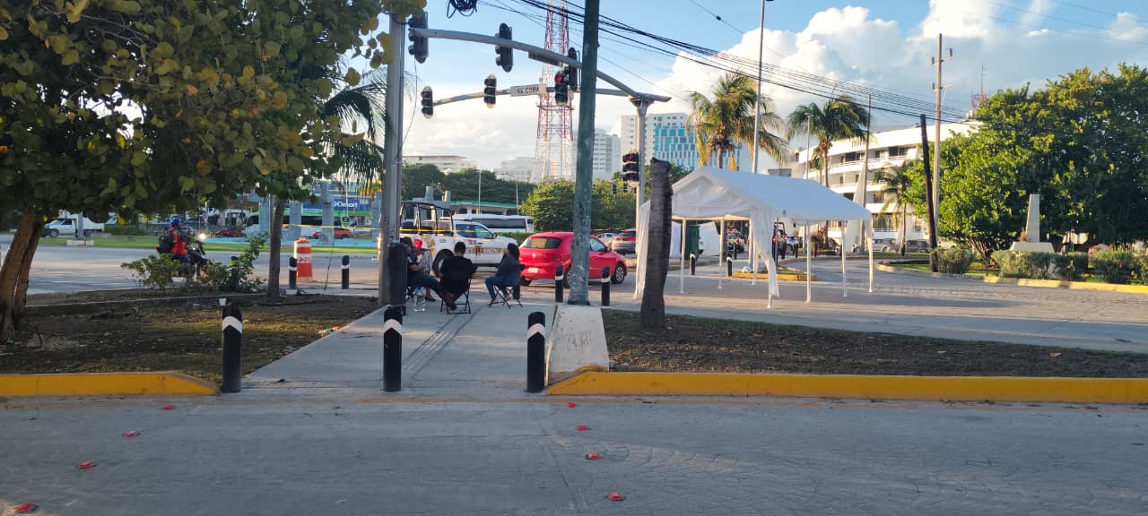 Bloquean acceso a Zona Hotelera por liberación de Iván N.