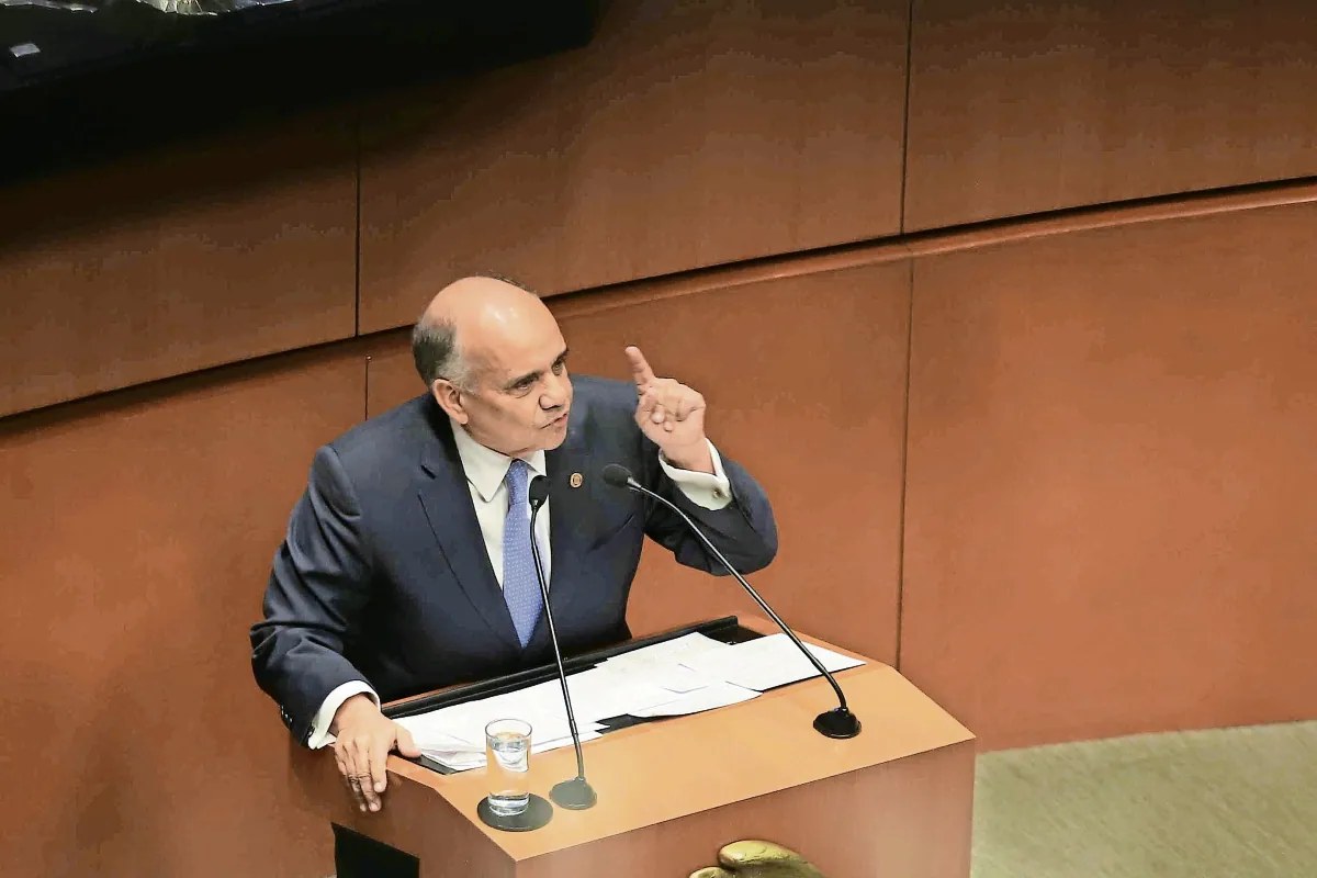 PRI rechaza sanción a memes y stickers en redes
