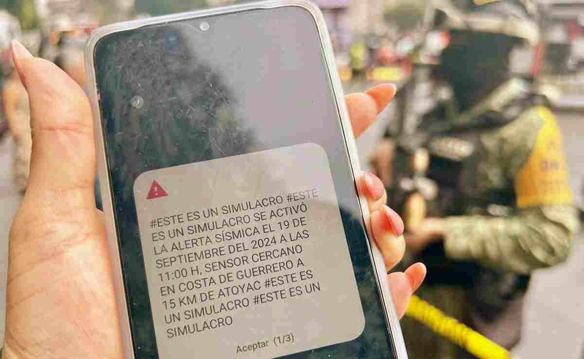 Celulares en México recibirán alertas por huracanes e incendios
