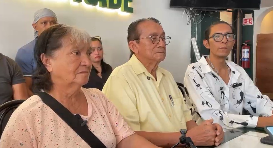 Pareja de ancianos sufre abuso diario en Playa del Carmen