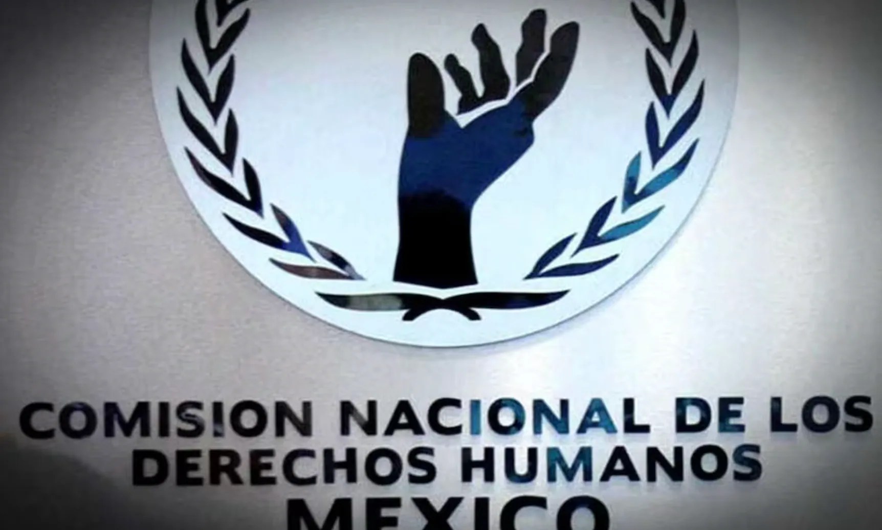 CNDH pide regular IA para evitar manipulación y riesgos