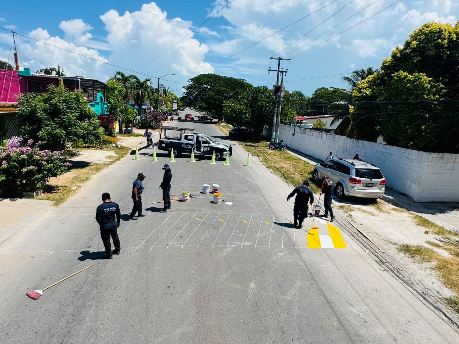 Mejoran seguridad vial frente a escuela en Calderitas