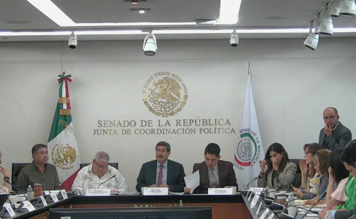 Senado discute reforma para sancionar memes con identidad gráfica
