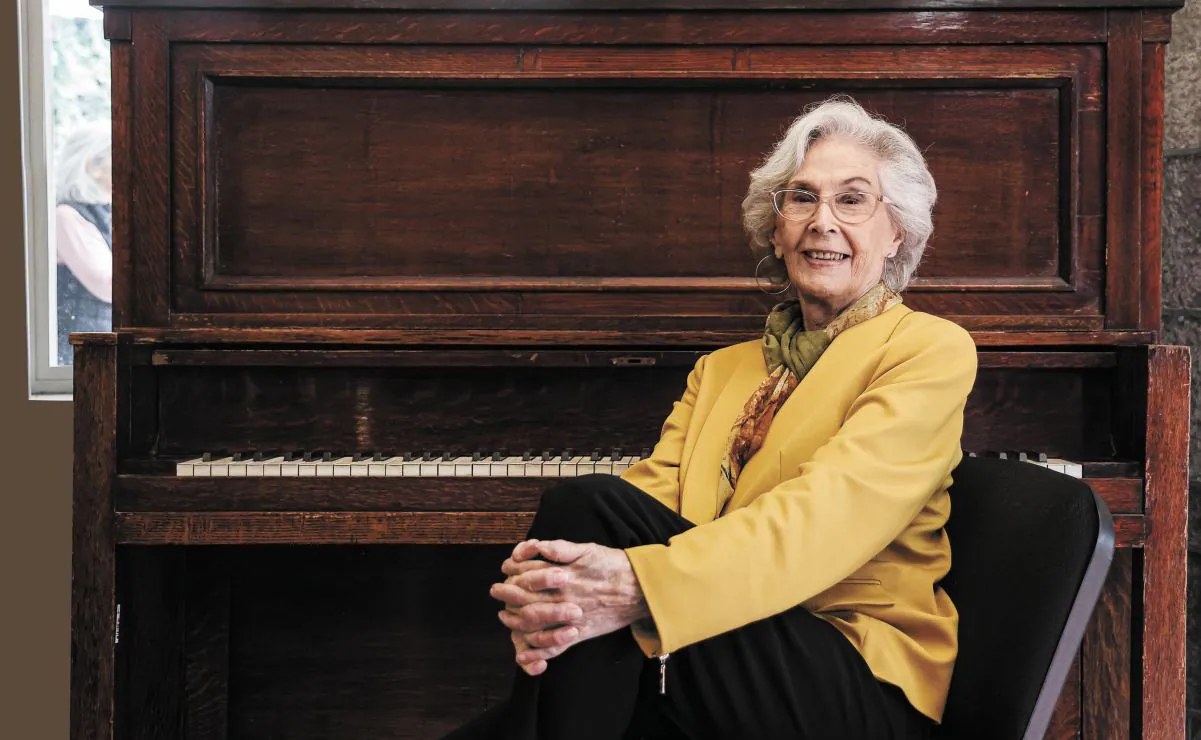 Rosita Arenas recibe Ariel a los 93 años tras décadas retirada