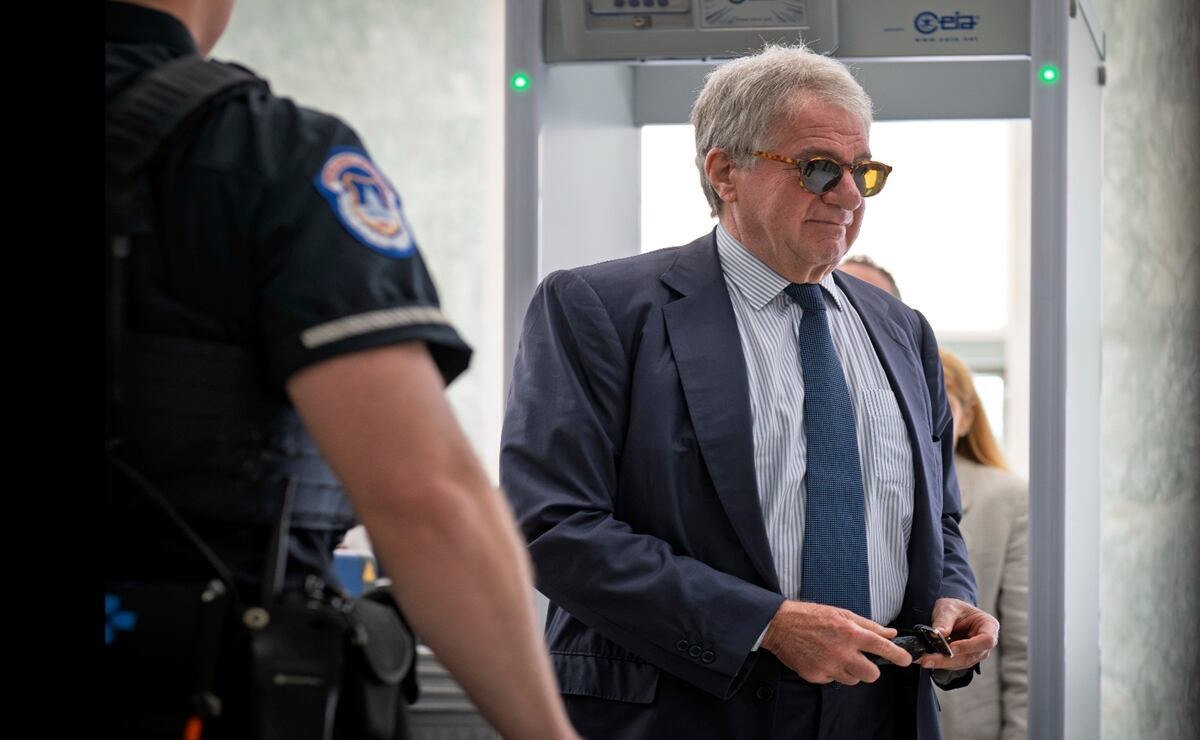 Leon Black impugna citaciones por caso Epstein en EU