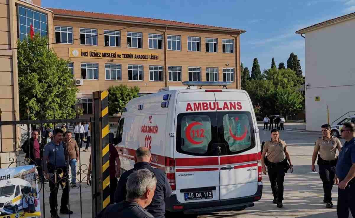 Tiroteo en secundaria de Turquía deja 11 heridos y un detenido