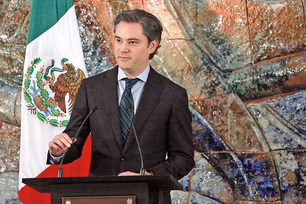 Aurelio Nuño acusa a Morena de colapso educativo en México