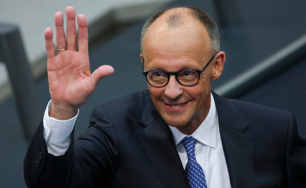 Canciller alemán aplaza llamada tras elogio de Trump a AfD