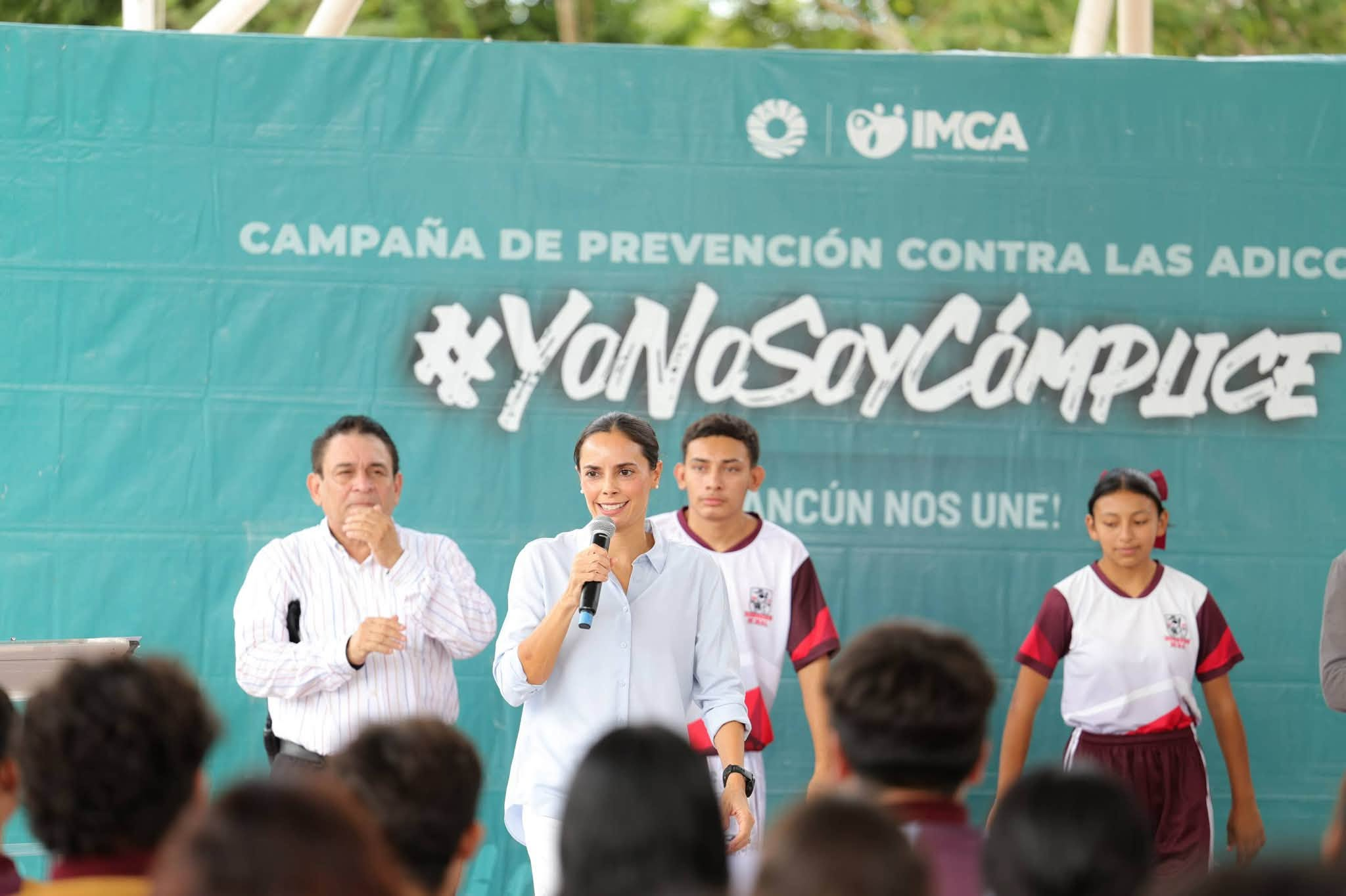 Taller de Salud Mental y Adicciones reúne a 200 estudiantes