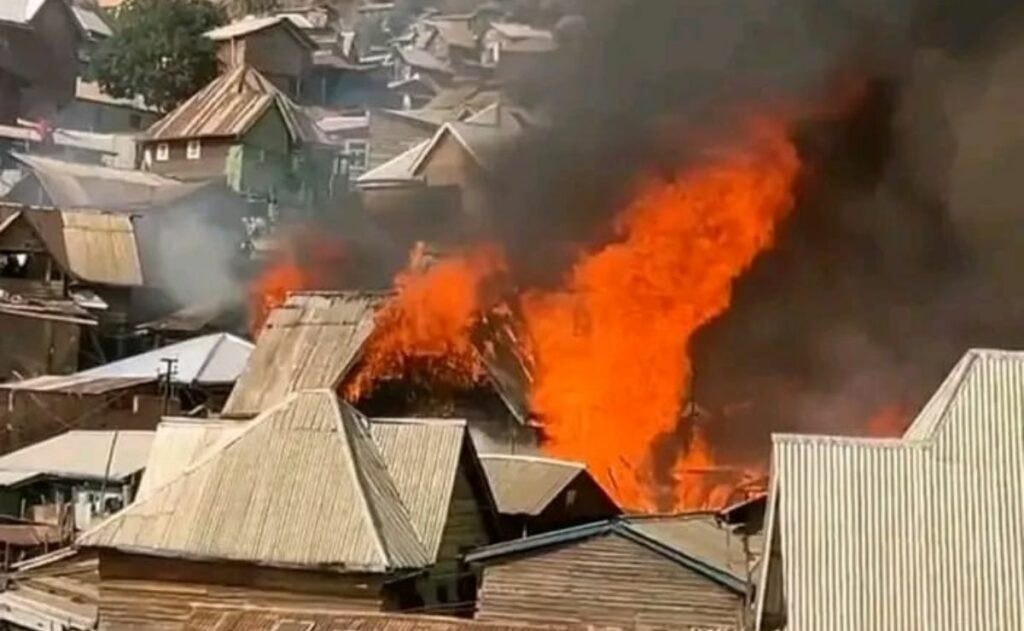 Incendio en escuela de RDC deja 15 niños muertos