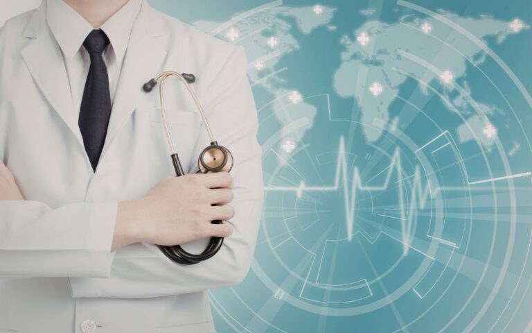México alcanza 149 millones de vacunas y 33 hospitales nuevos