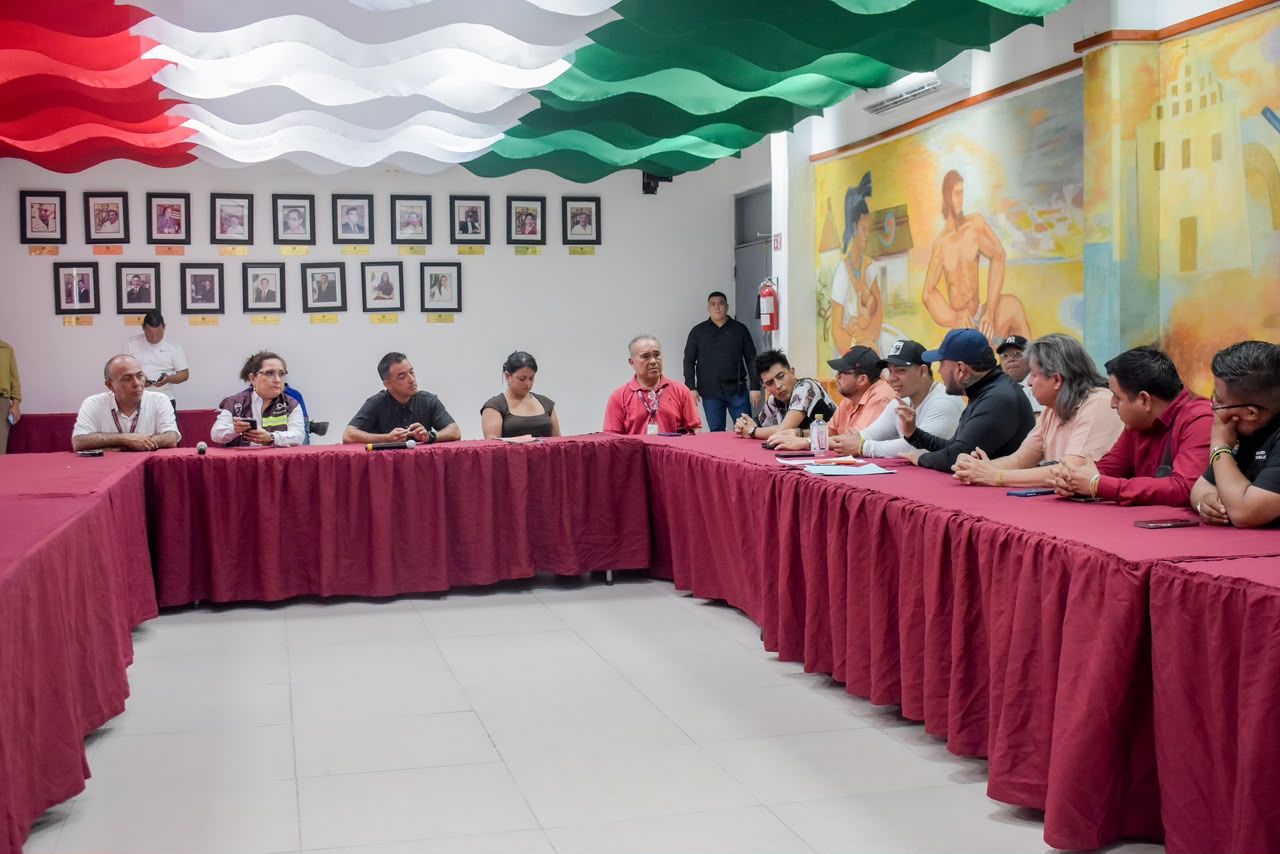 Ayuntamiento de Benito Juárez fortalece diálogo con sindicatos de mototaxis