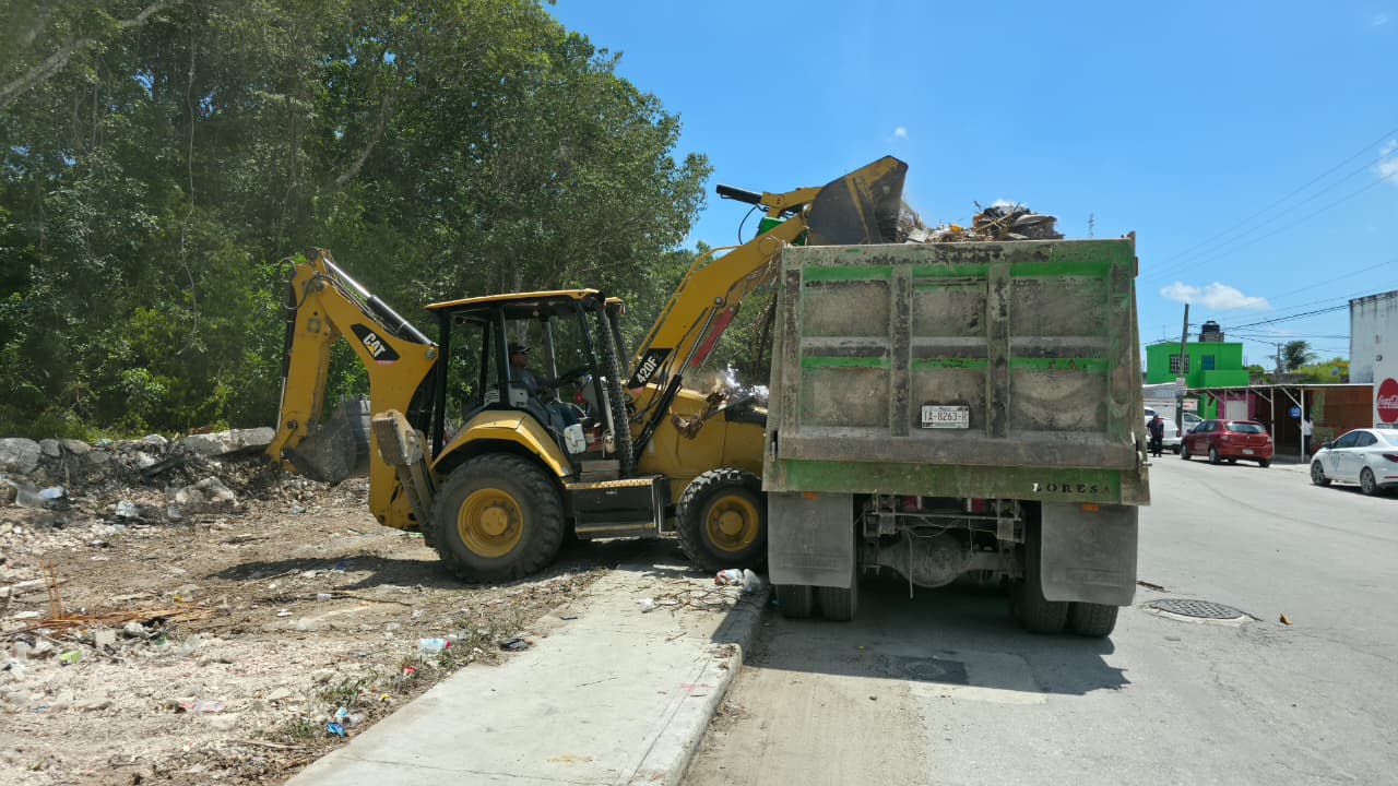 Benito Juárez refuerza limpieza en puntos clave de Cancún
