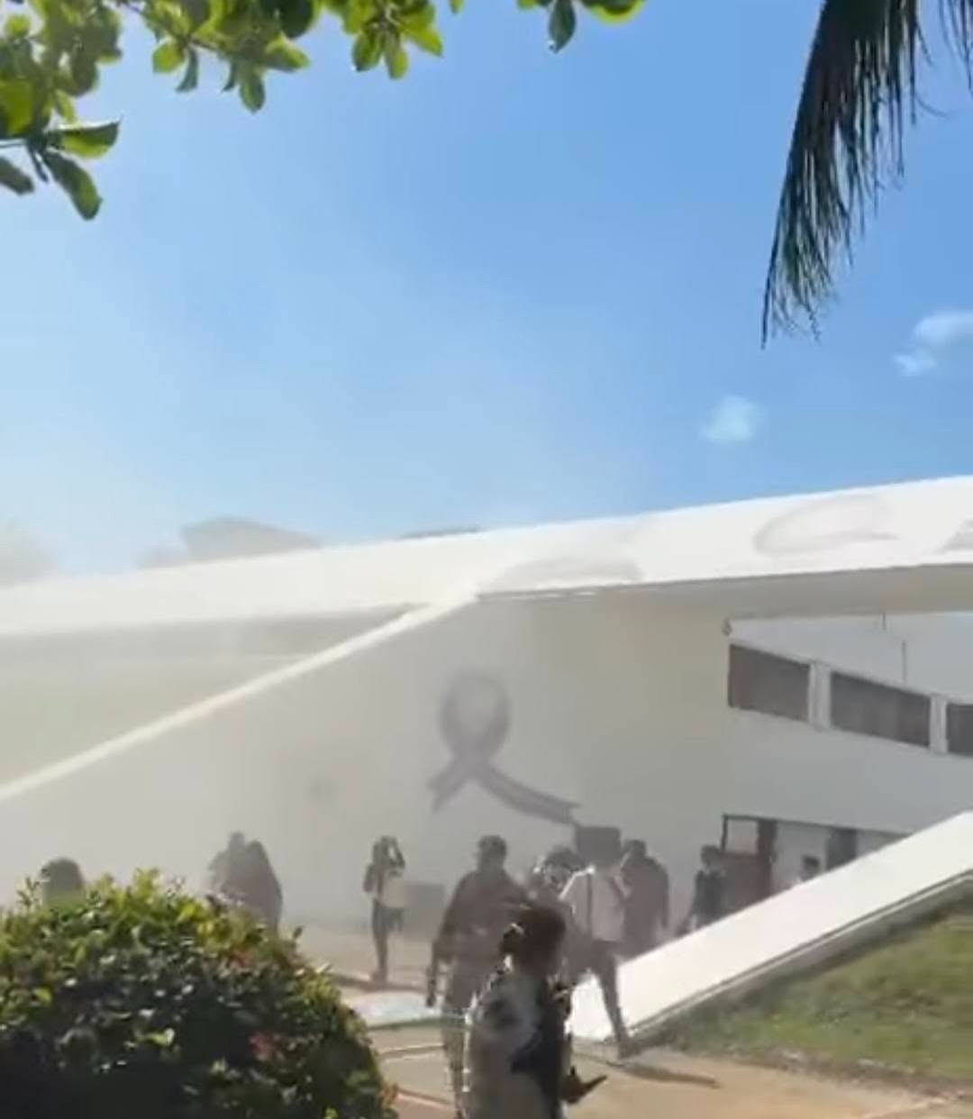 Evacúan oficinas de SEQ en Chetumal por humo