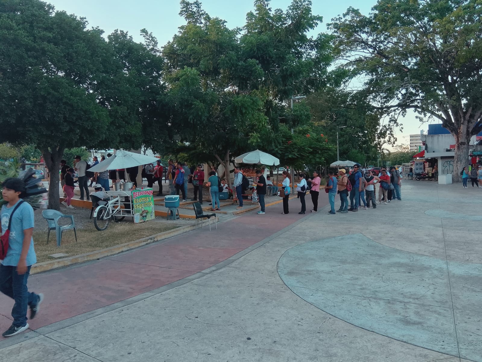 Mercados Fantasma Cerca del Palacio Municipal en Cancún